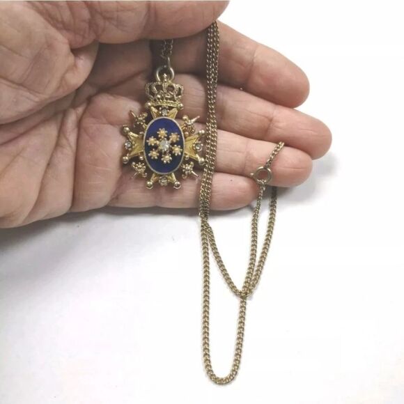 Vintage Gold Tone Coro Blue Enamel, Rhinestone, Pearl Crown Necklace - Picture 4 of 8